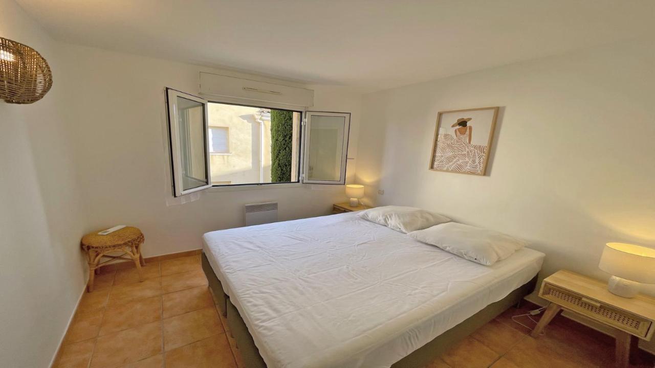 Appartement Les Pins Bleus à Sainte-Maxime Extérieur photo
