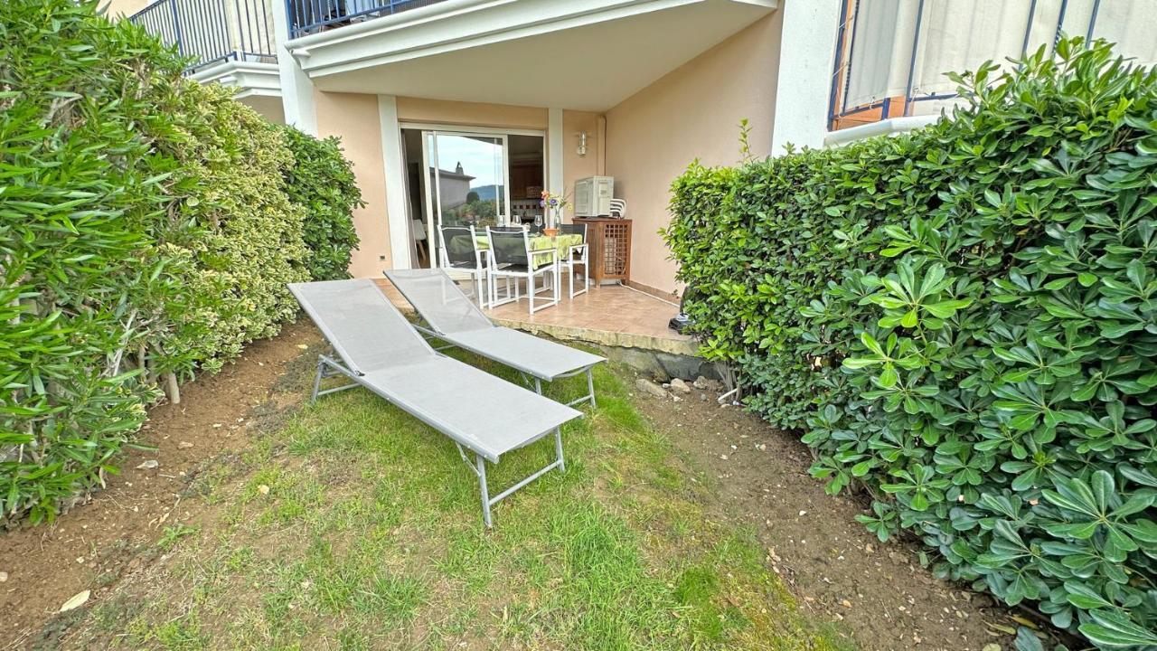Appartement Les Pins Bleus à Sainte-Maxime Extérieur photo