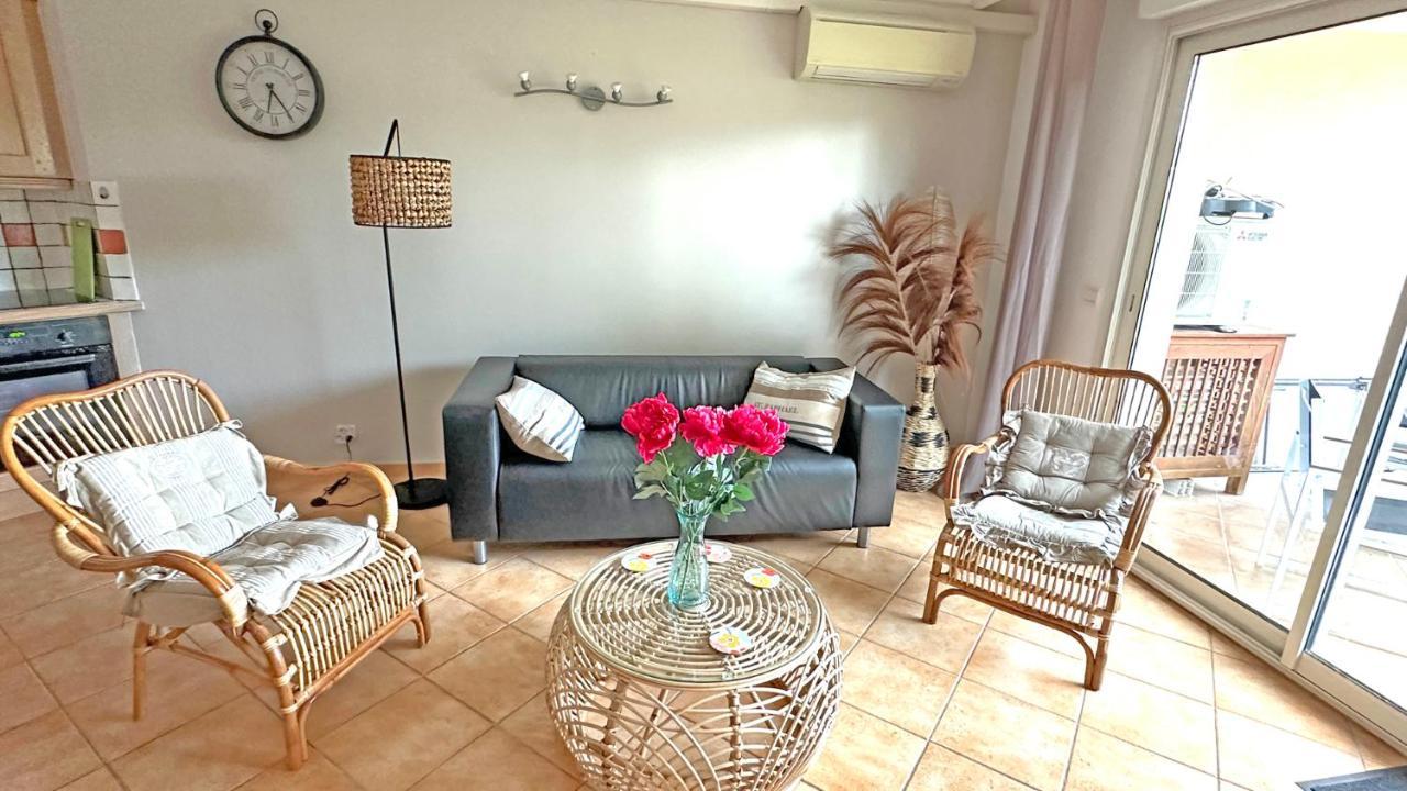 Appartement Les Pins Bleus à Sainte-Maxime Extérieur photo