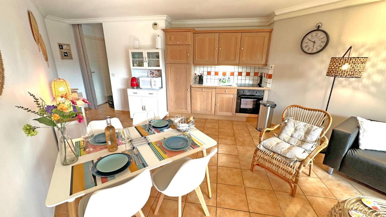 Appartement Les Pins Bleus à Sainte-Maxime Extérieur photo