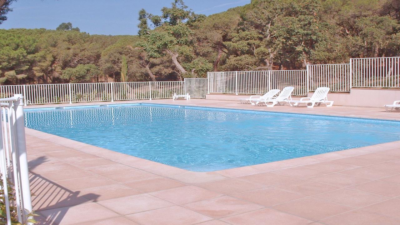 Appartement Les Pins Bleus à Sainte-Maxime Extérieur photo