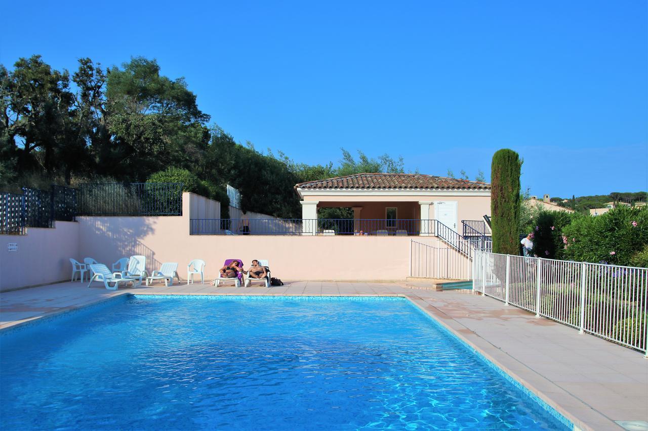Appartement Les Pins Bleus à Sainte-Maxime Extérieur photo